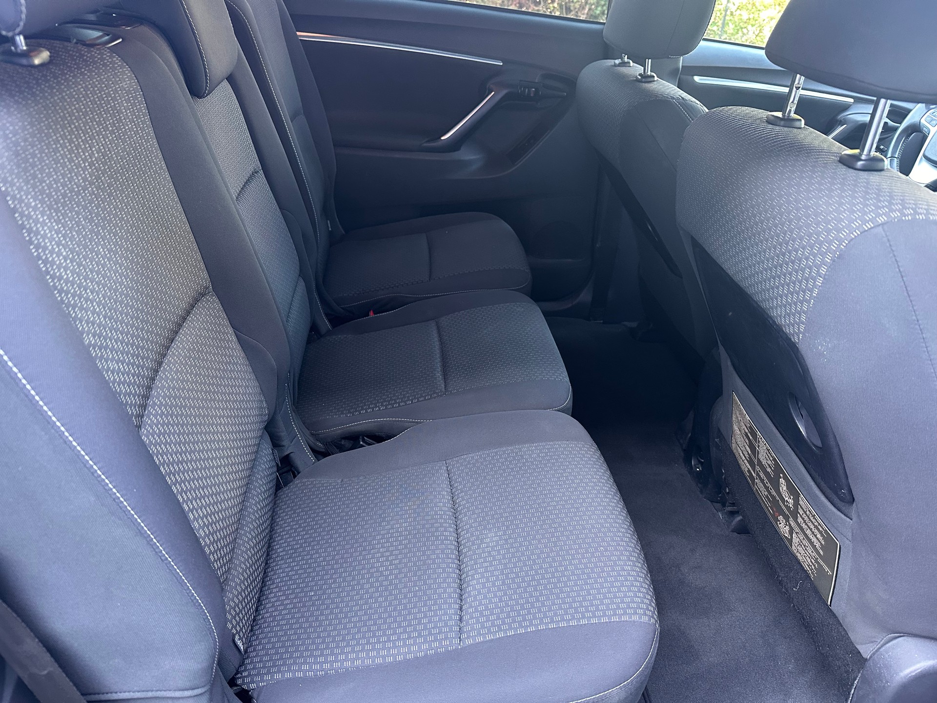 TOYOTA Verso 2.0 D-4D Luna-image-10