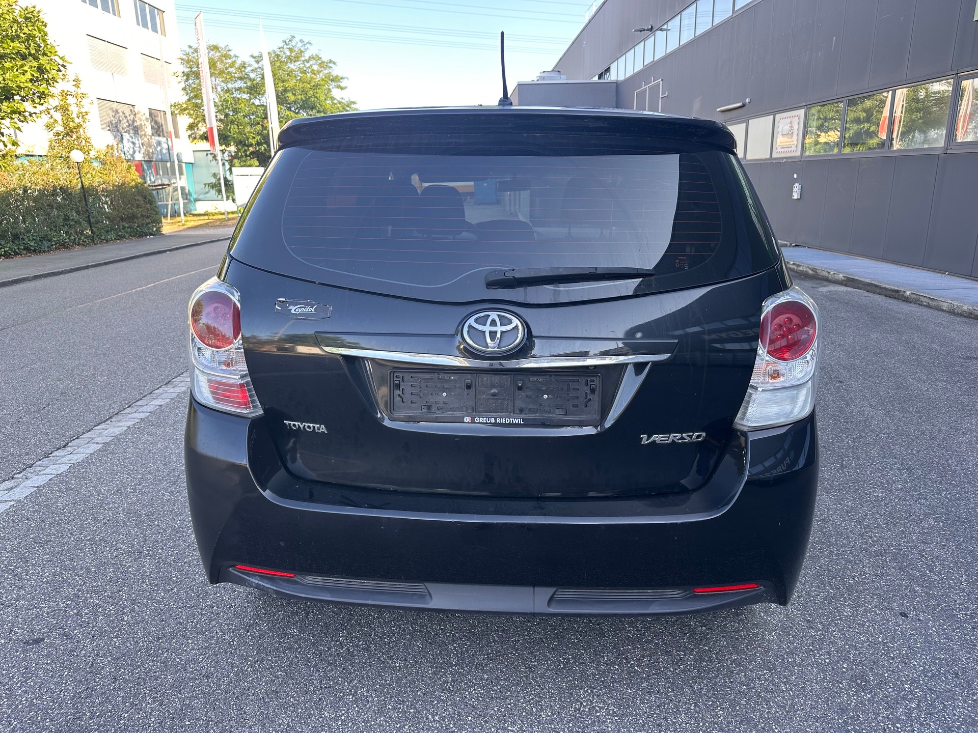 TOYOTA Verso 2.0 D-4D Luna-image-4