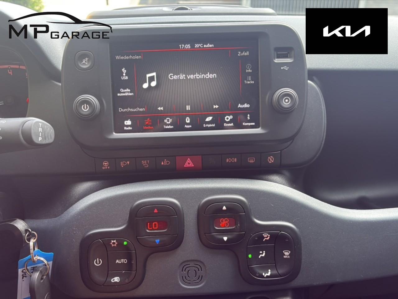 FIAT Panda 1.0 Hybrid Cult-image-10