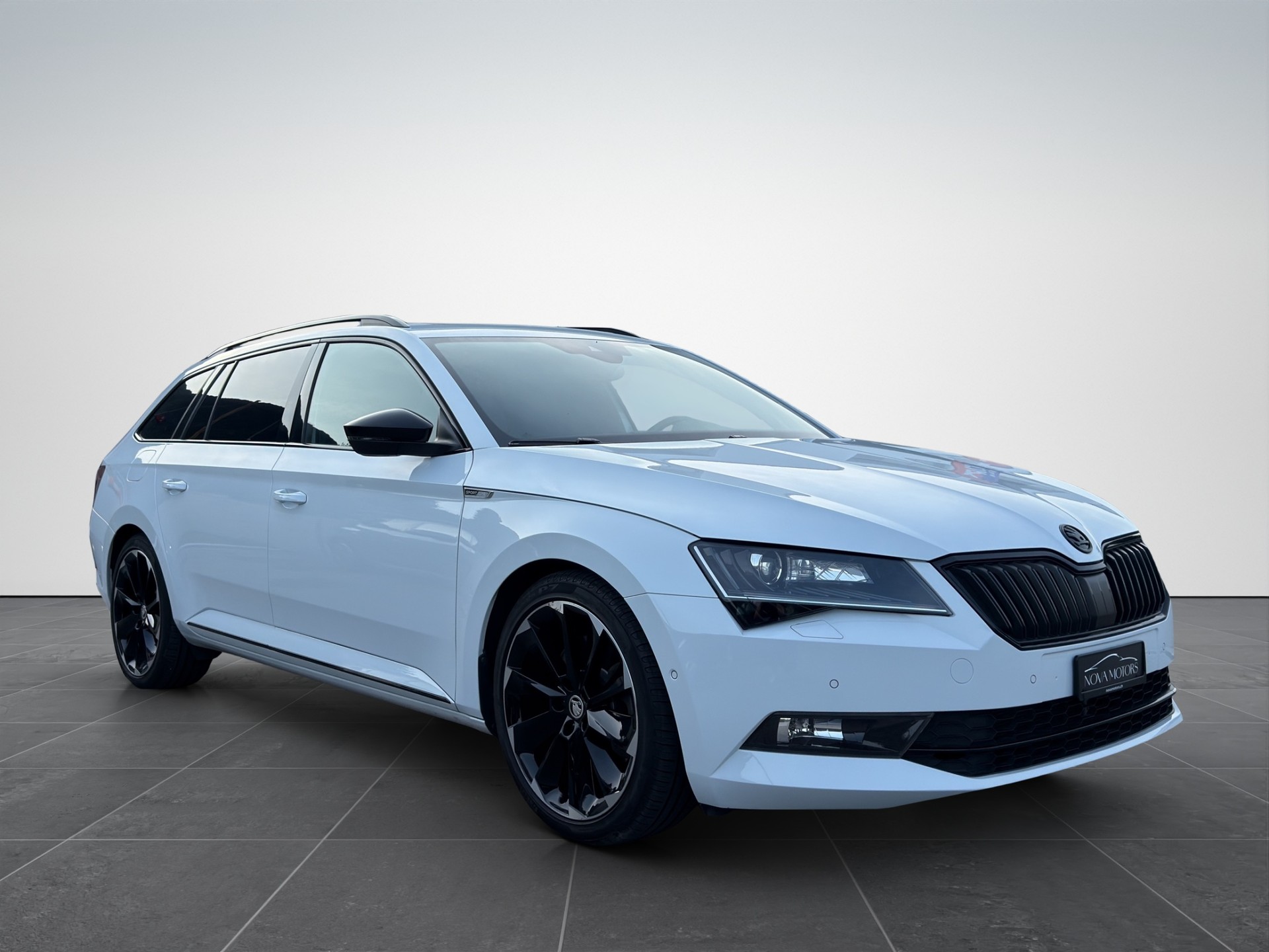 SKODA Superb Combi 2.0 TSI SportLine+ DSG 4x4-image-7