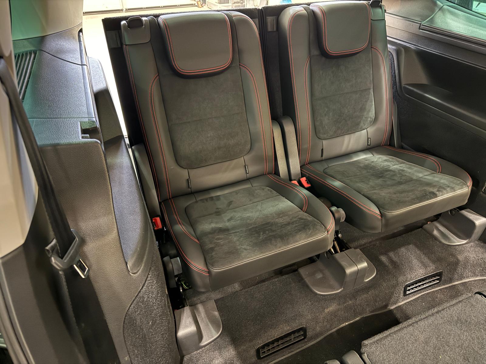 SEAT 2.0 TSI 220 FR Line DSG-image-5