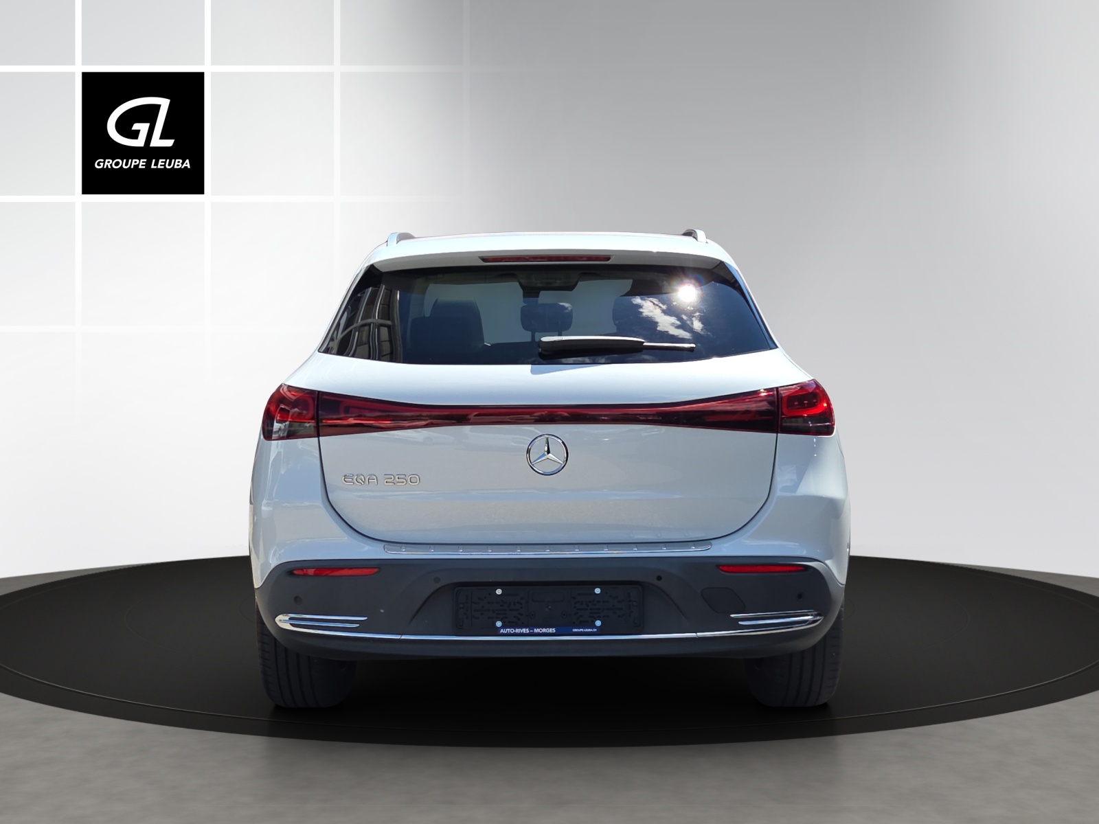 MERCEDES-BENZ EQA 250-image-5