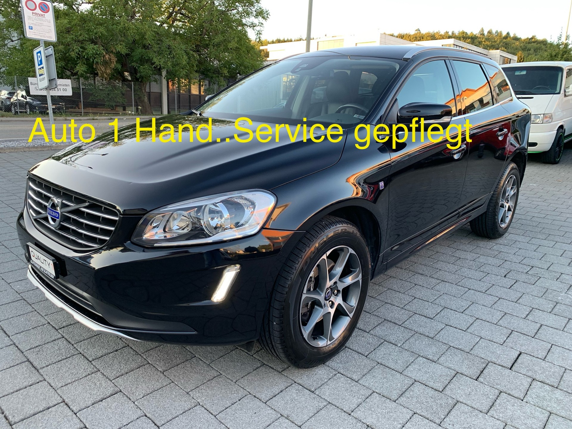 VOLVO XC60 D4 AWD OceanRace Geartronic-image-0