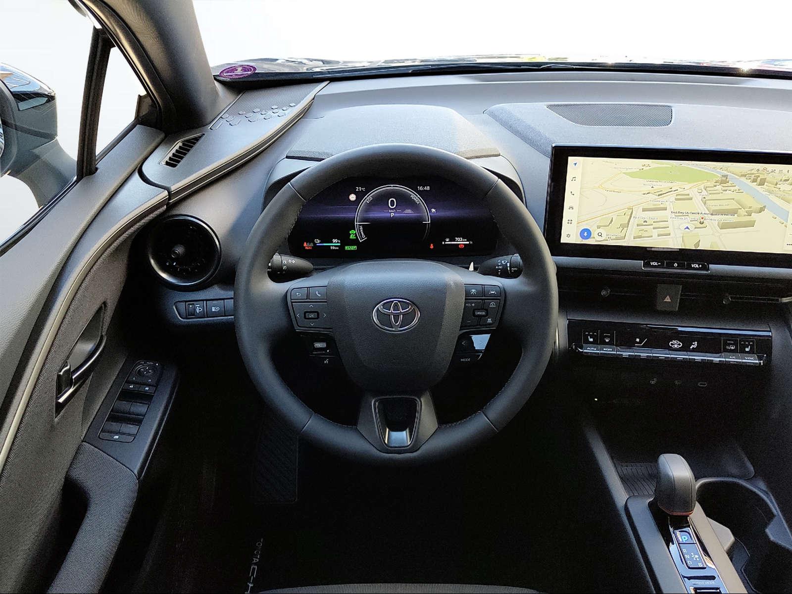 TOYOTA C-HR 2.0 PHEV Swiss Edition-image-4