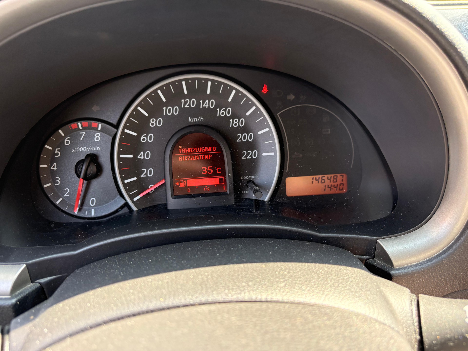 NISSAN Micra 1.2 acenta-image-8