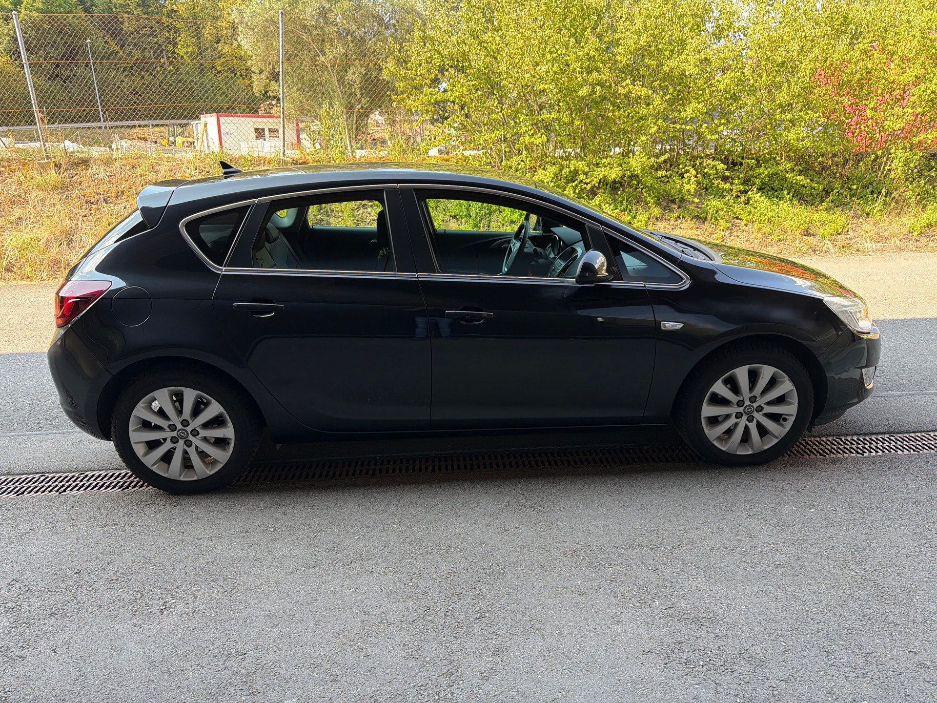 OPEL Astra 1.4i 16V Turbo Cosmo Automatic-image-5