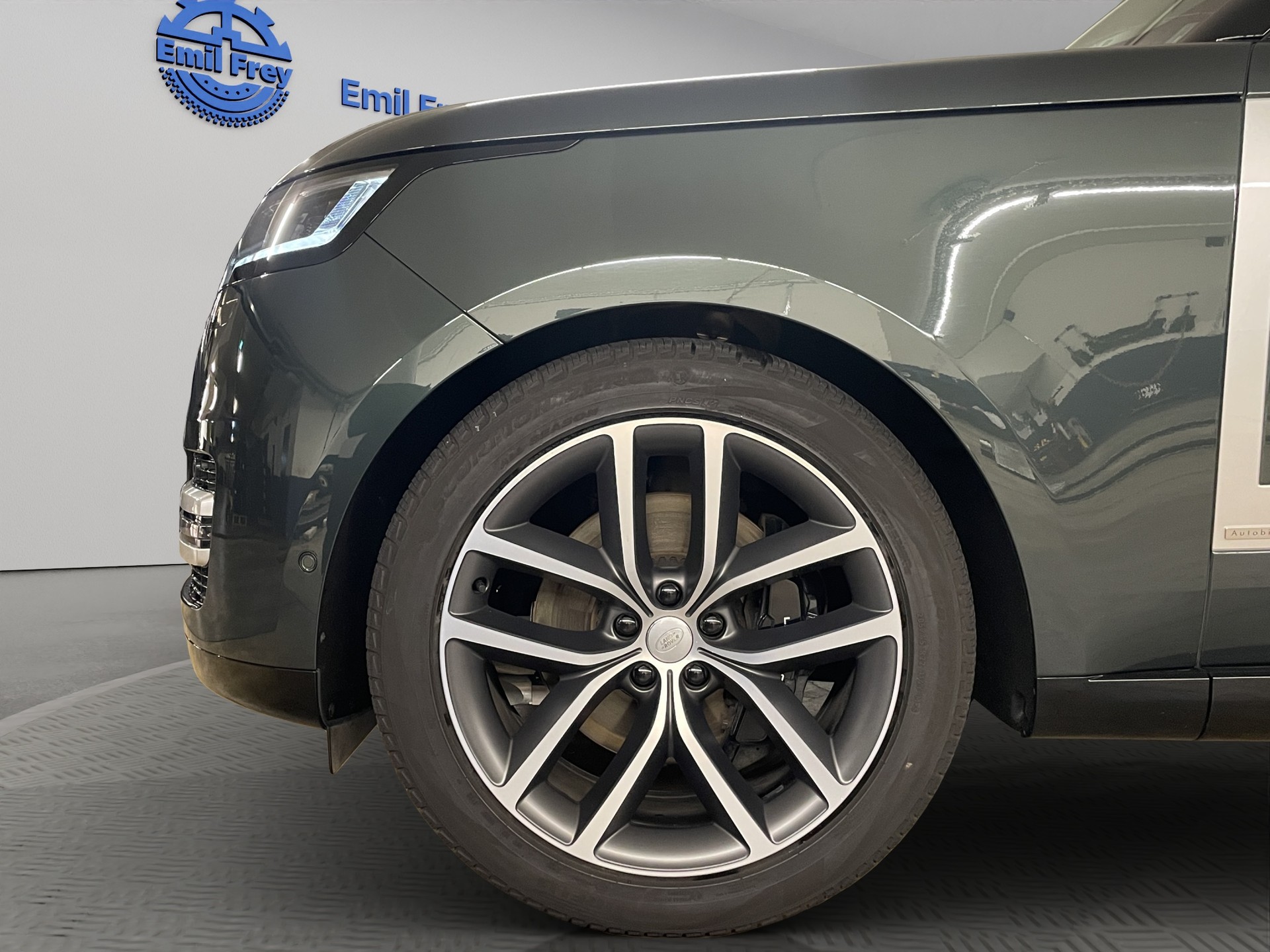 LAND ROVER Range Rover 3.0 D I6 350 Autobiography-image-12