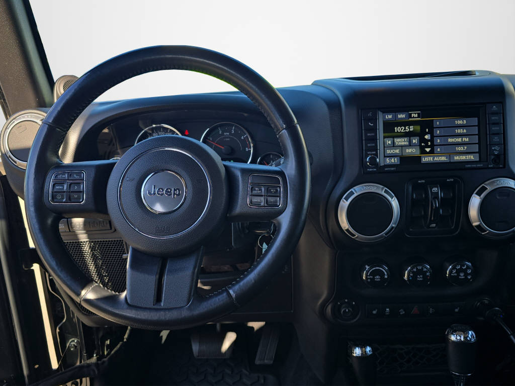 JEEP Wrangler 2.8 CRD Rubicon Unlimited-image-13