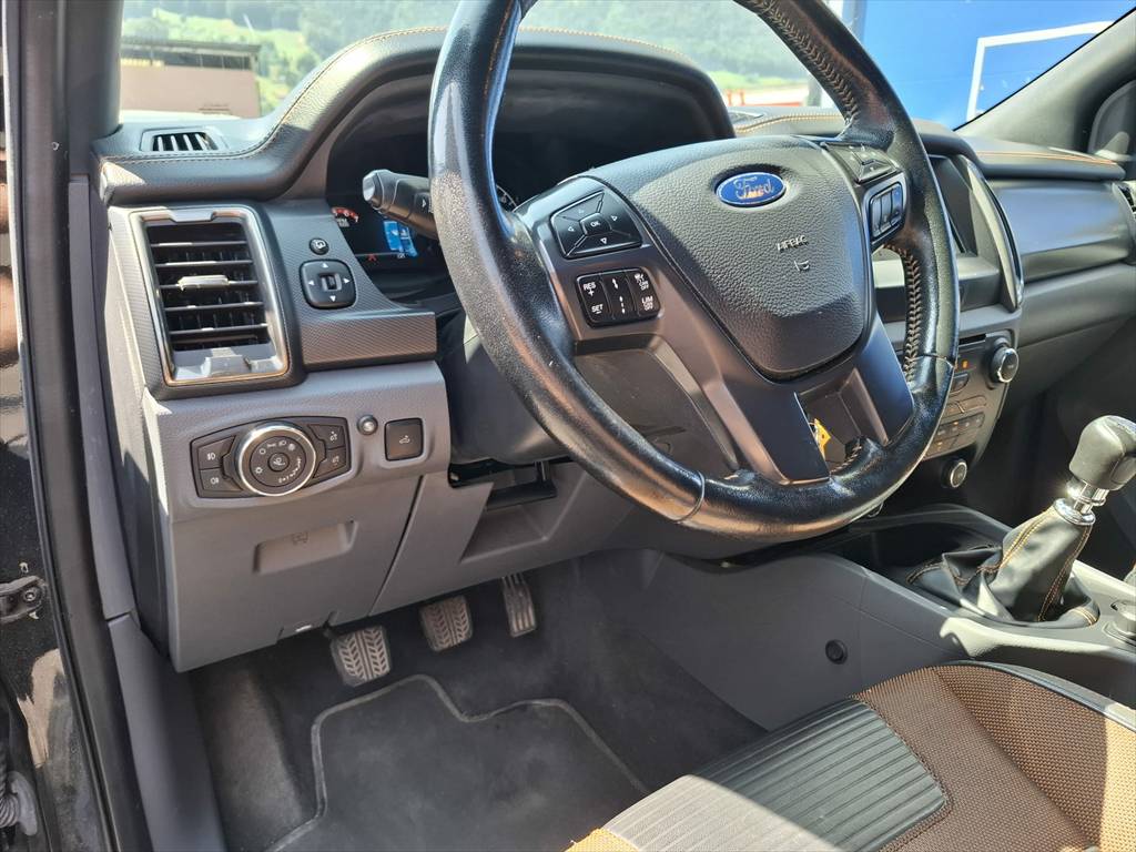 FORD Ranger Wildtrak 3.2 TDCi 4x4-image-10