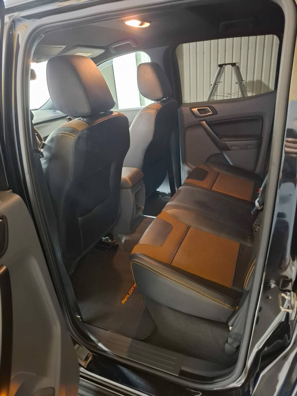 FORD Ranger Wildtrak 3.2 TDCi 4x4-image-5