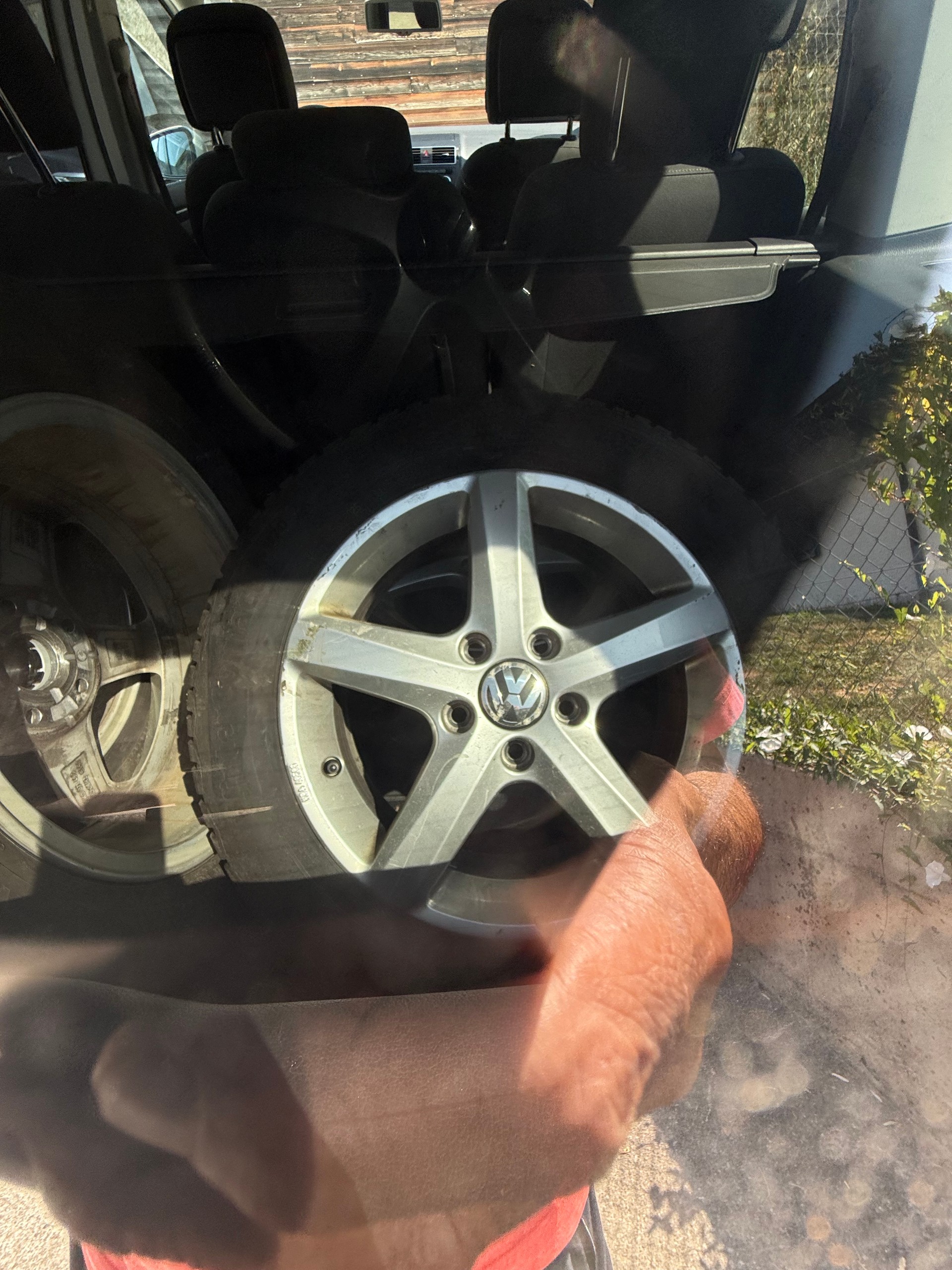 VW Touran 1.4 TSI Comfortline 7plätze-image-11