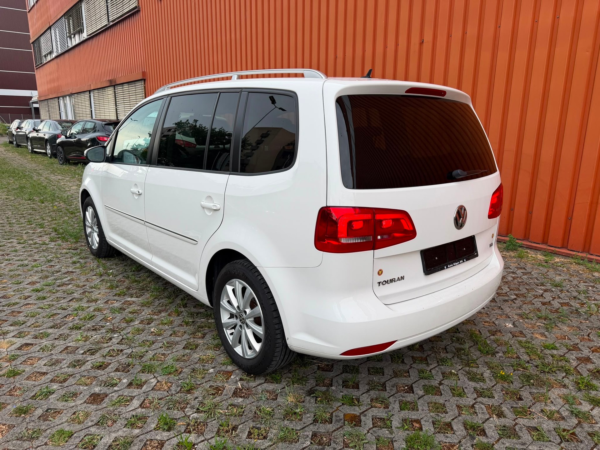 VW Touran 1.4 TSI Comfortline 7plätze-image-3