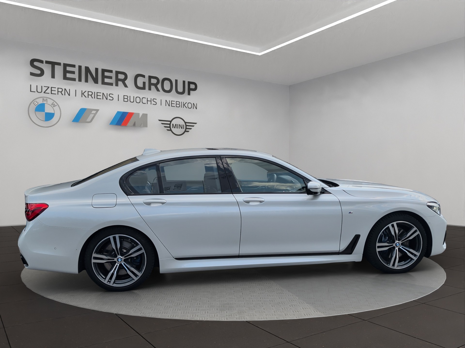 BMW 740d xDrive Steptronic-image-3
