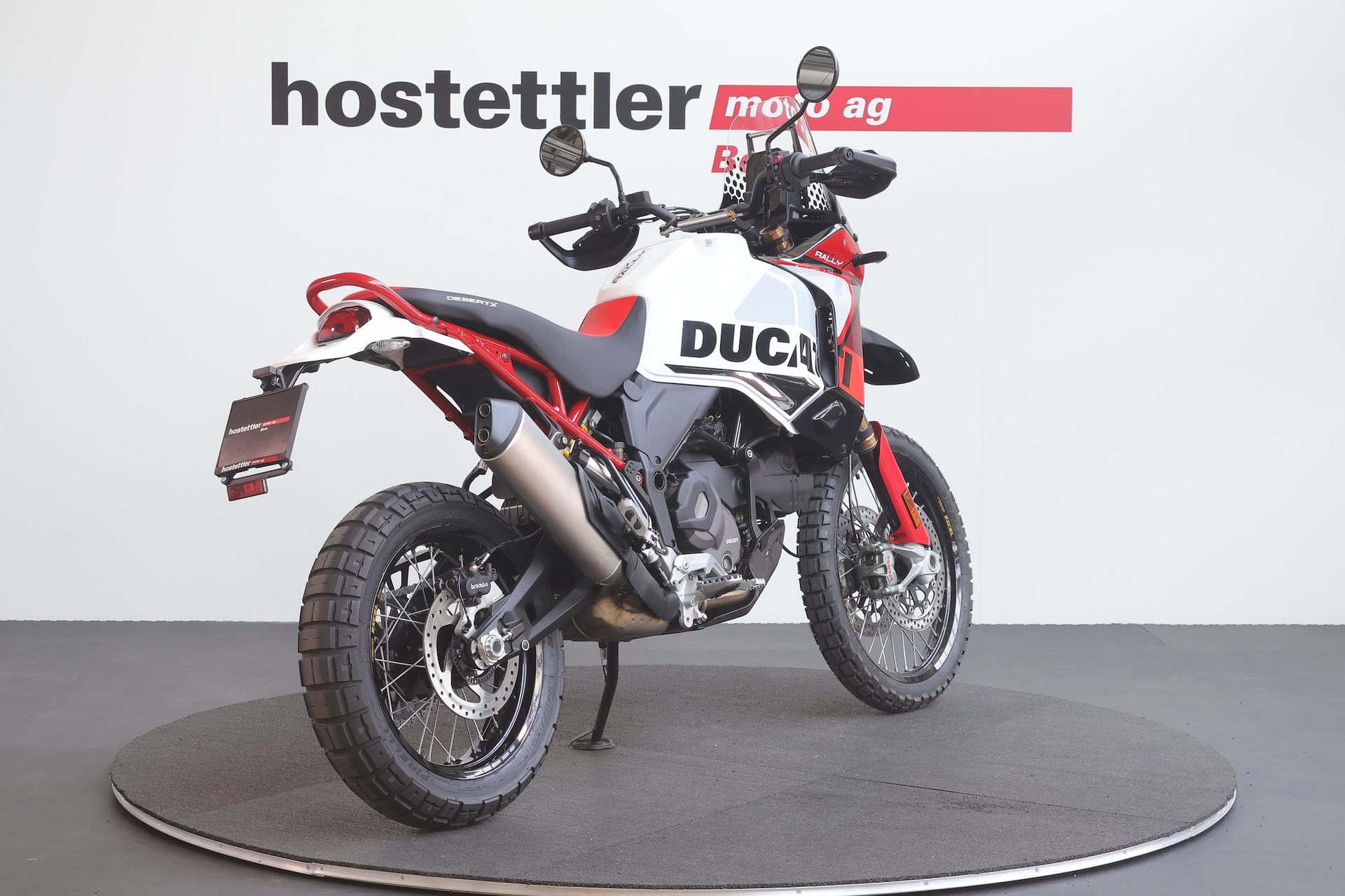 DUCATI Desert X Rally-showroom-element-2