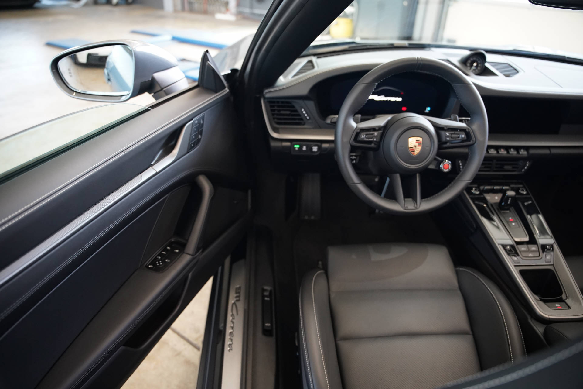 PORSCHE 911 Carrera Cabriolet PDK-image-8
