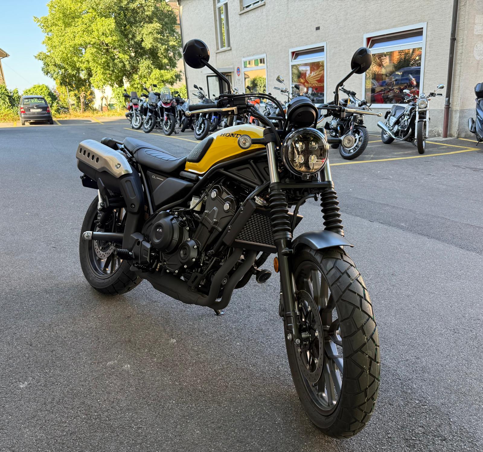 HONDA CL 500-showroom-element-1