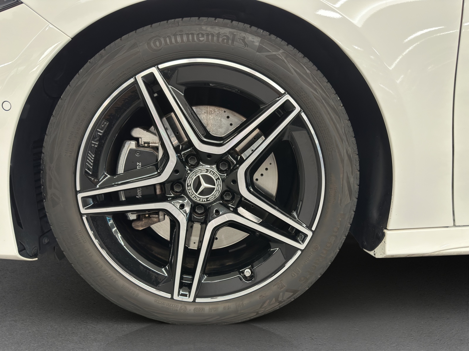 Image MERCEDES-BENZ A-220 A 220 4Matic 8G-DCT