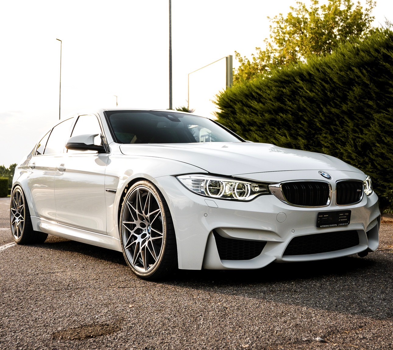BMW M3 Competition Alpine White-image-2