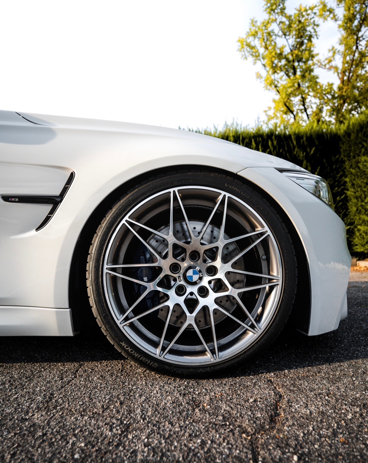 BMW M3 Competition Alpine White-image-10