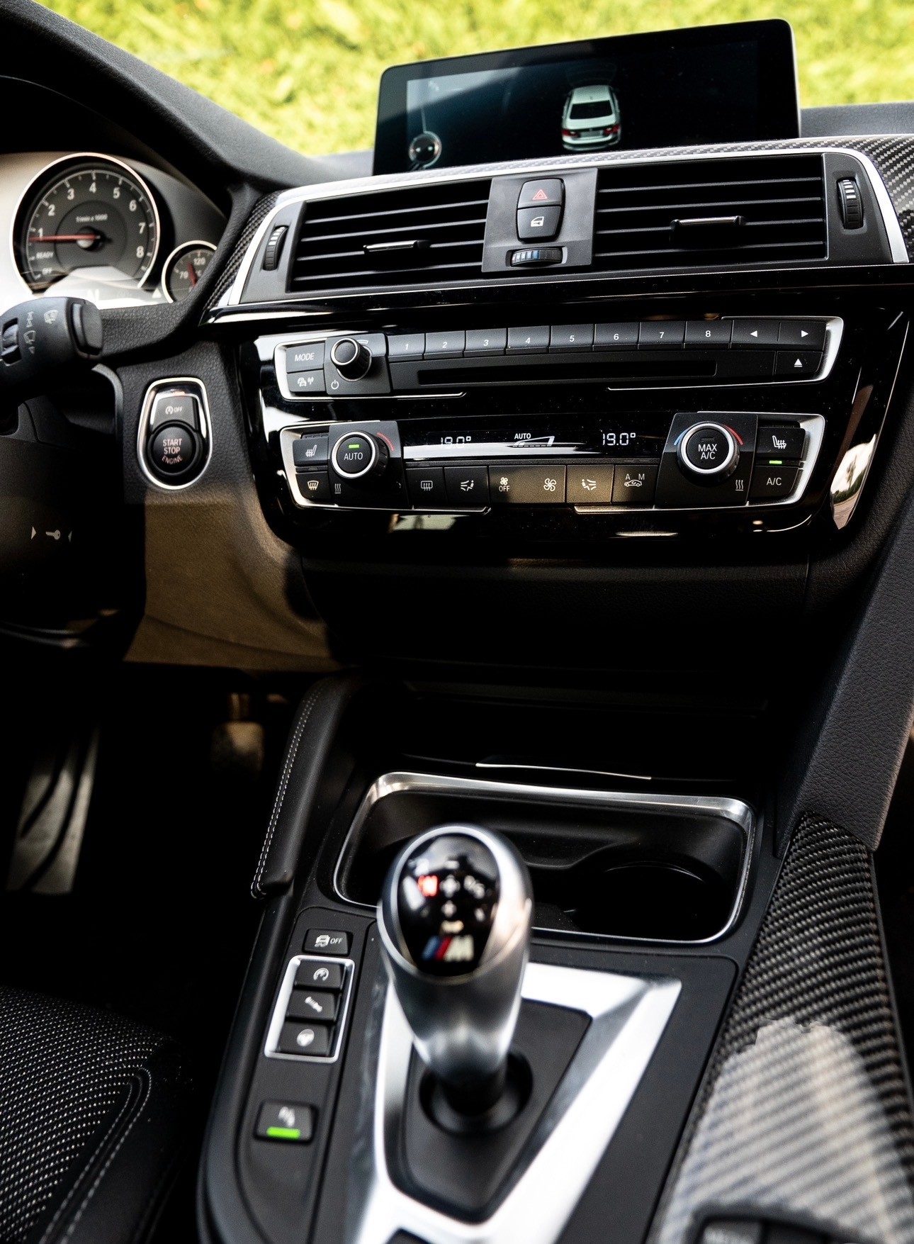 BMW M3 Competition Alpine White-image-15