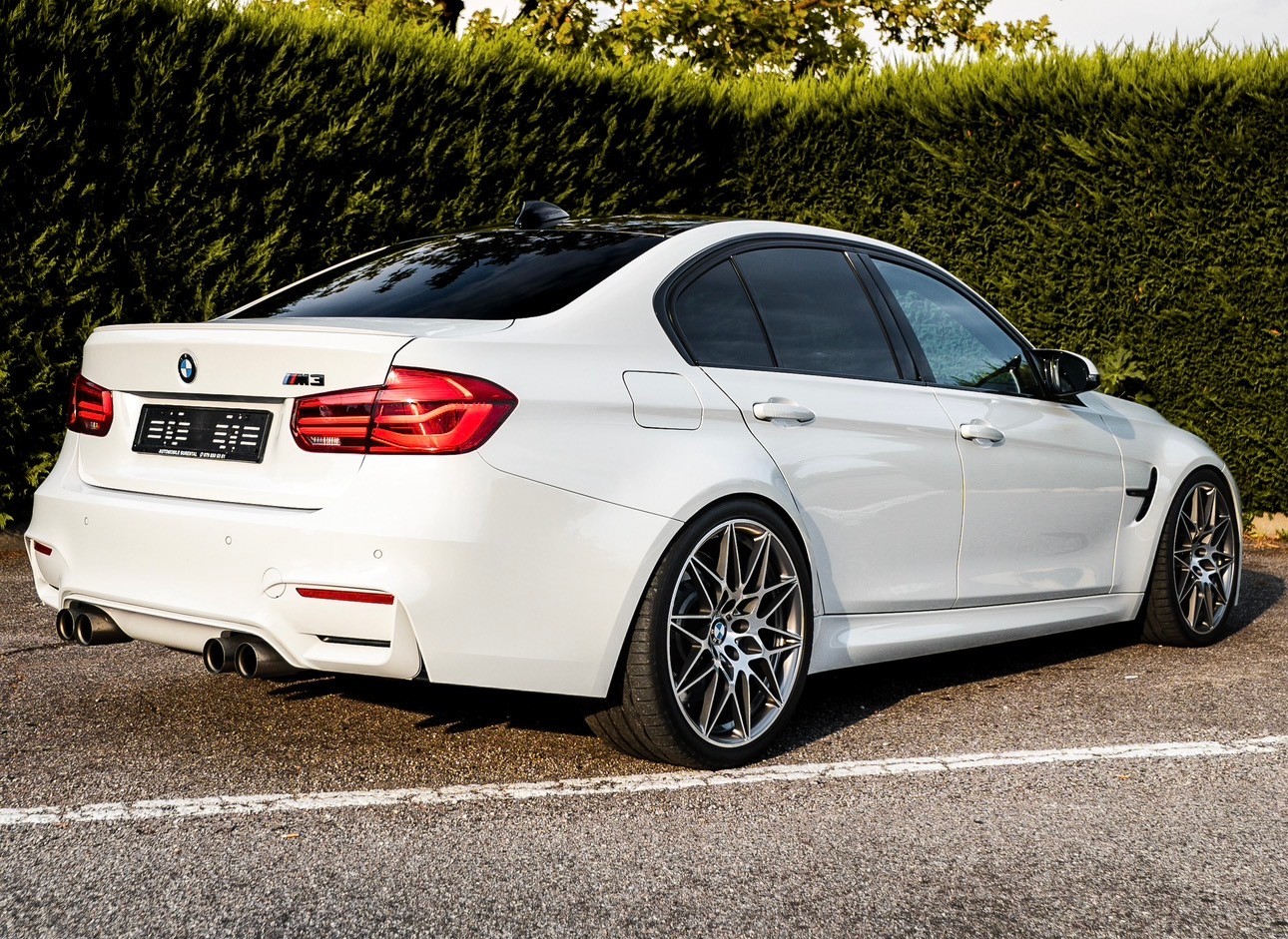 BMW M3 Competition Alpine White-image-7