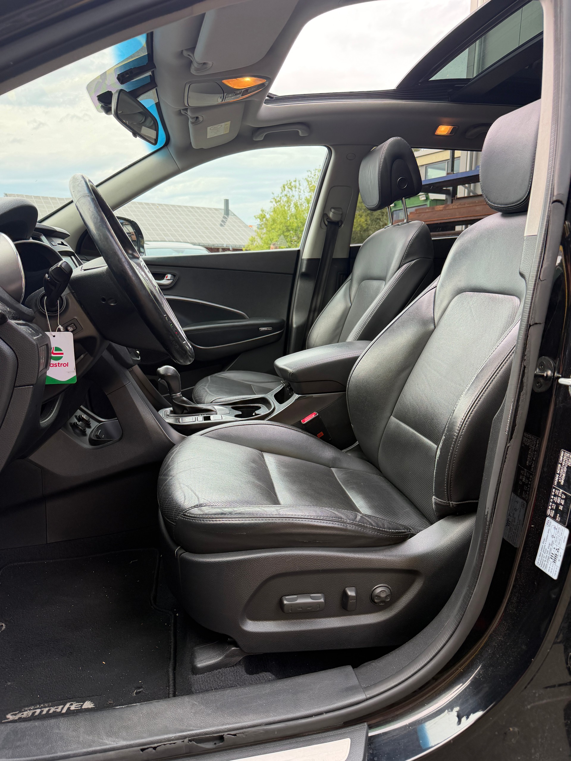 HYUNDAI Grand Santa Fe 2.2 CRDI Premium 4WD-image-8