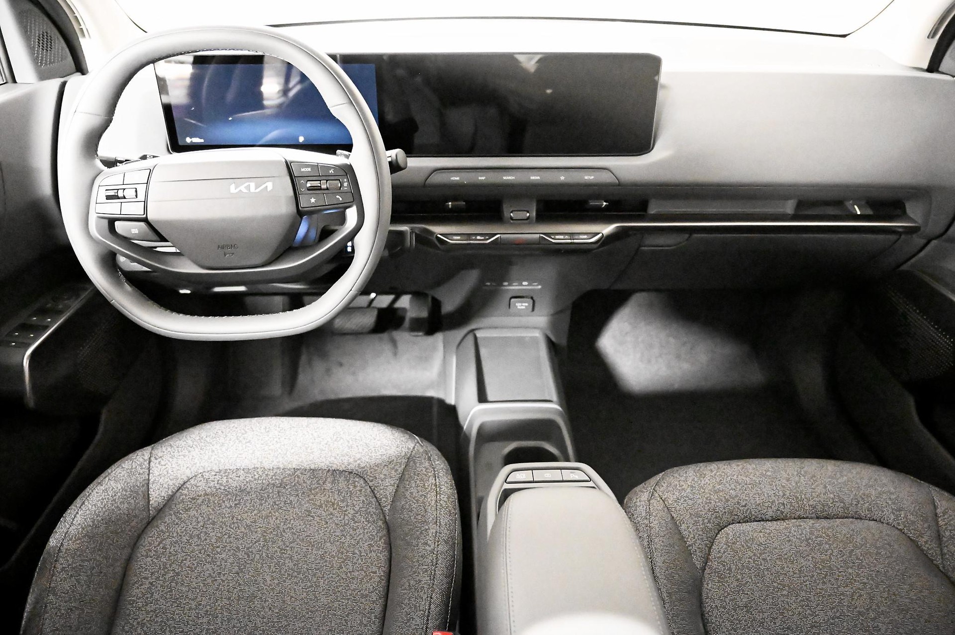 KIA EV2 61 kWh Air-image-8
