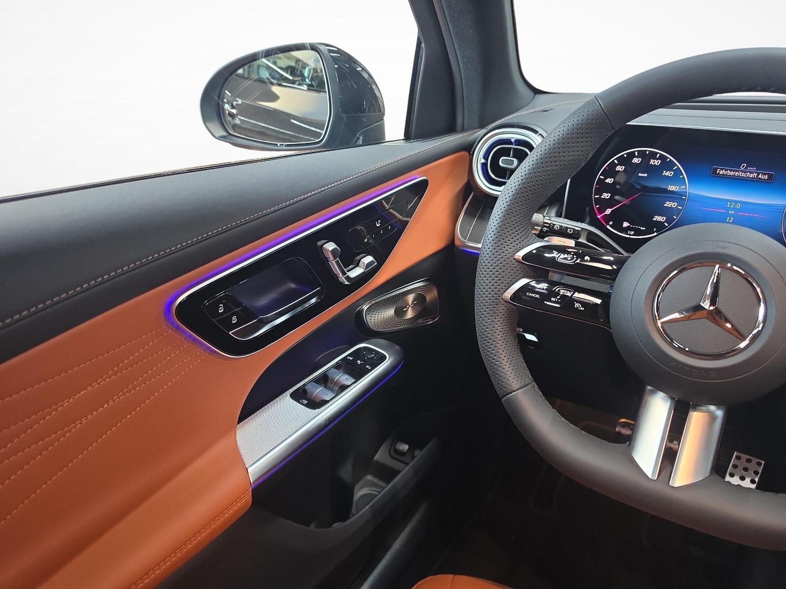 MERCEDES-BENZ GLC 400 e 4MATIC EQ Star AMG Line-image-5