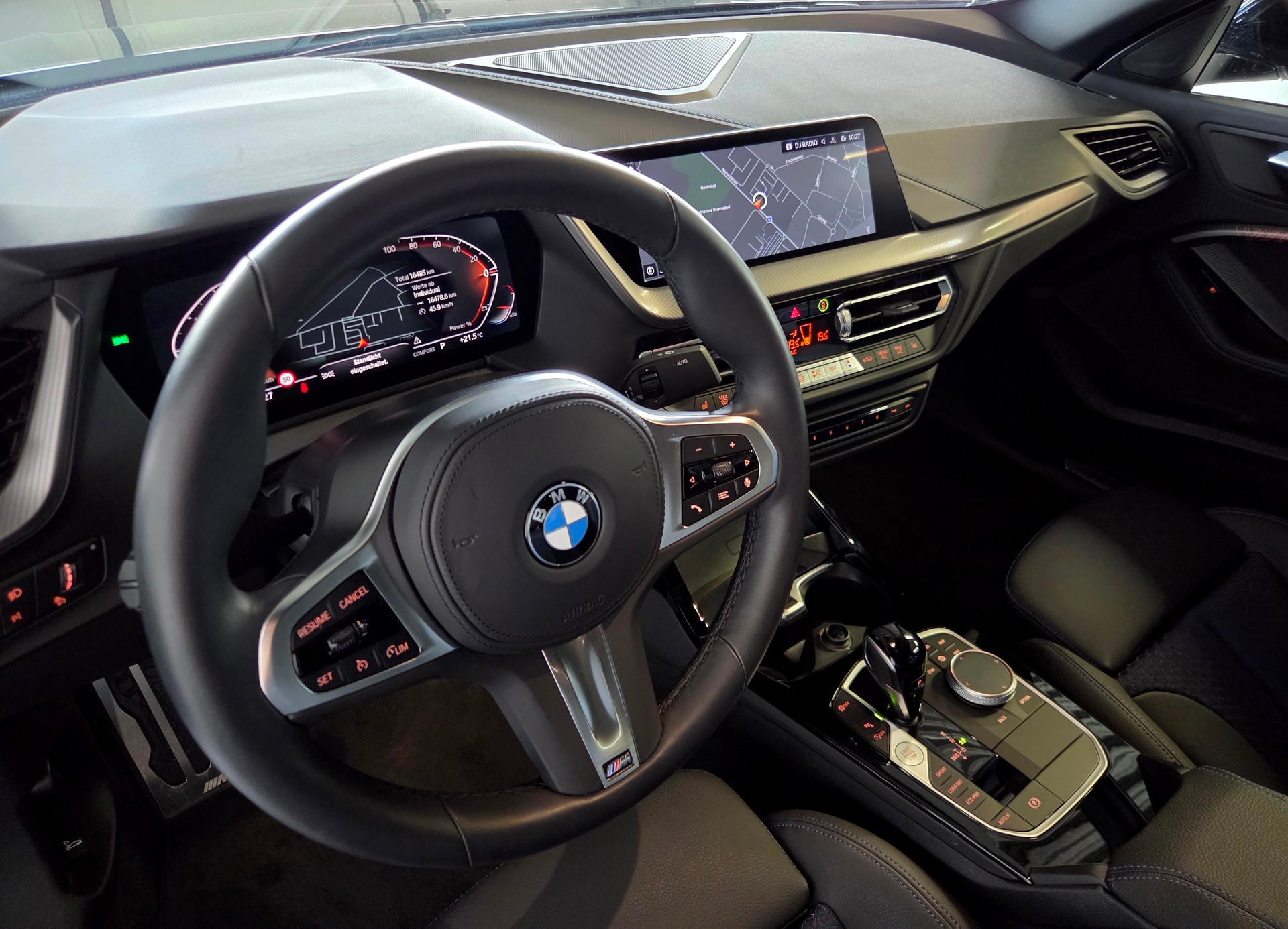 BMW 220i M-Sport xDrive Gran Coupé-image-11