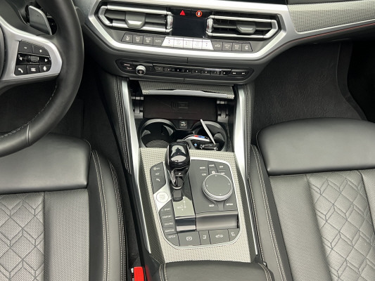 BMW M440i xDrive 48V Cabrio-image-11