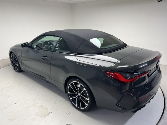 BMW M440i xDrive 48V Cabrio-image-13