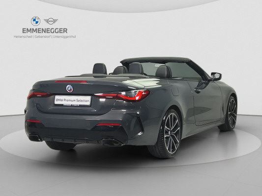 BMW M440i xDrive 48V Cabrio-image-4