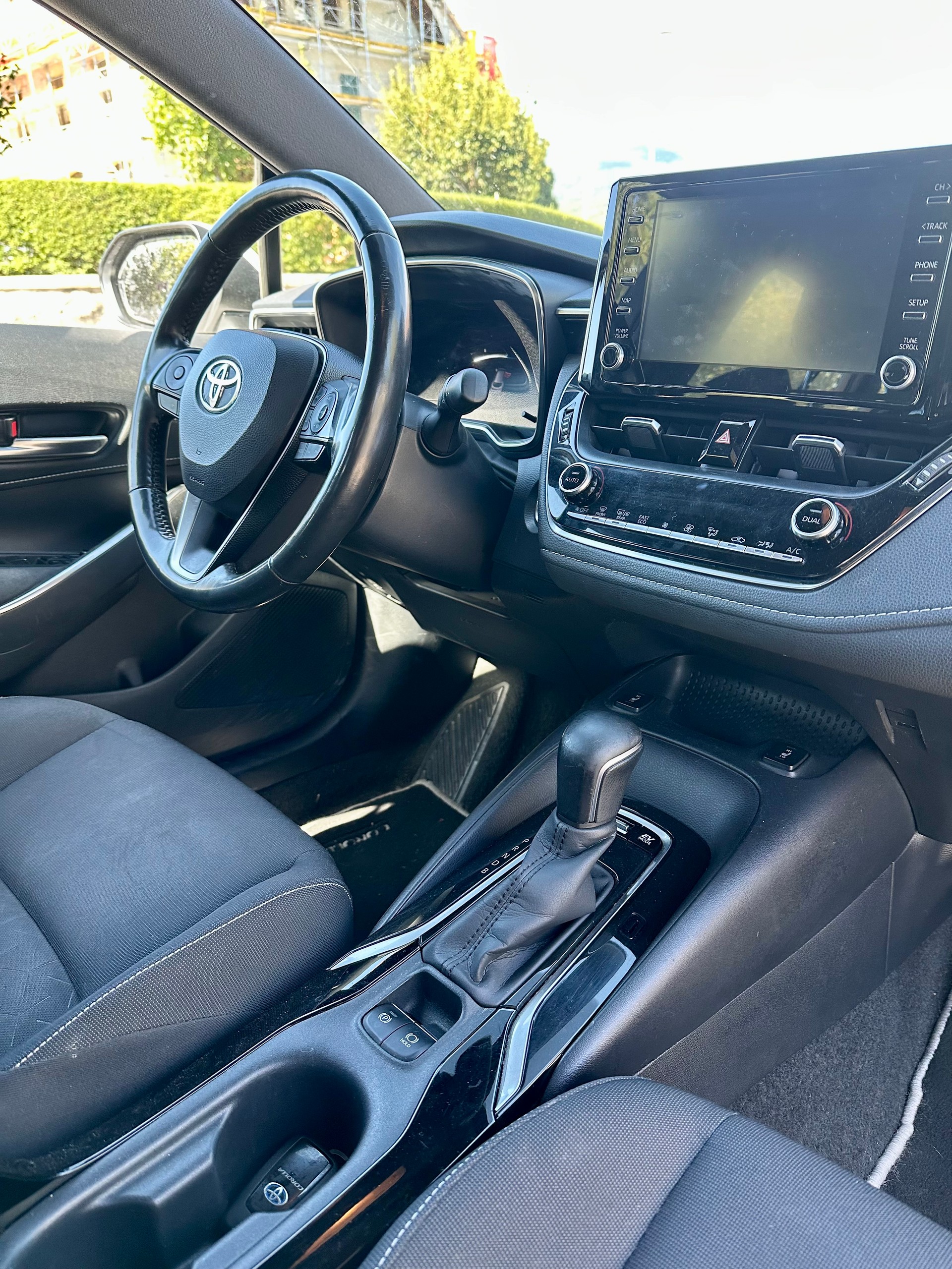 TOYOTA Corolla Touring Sports 1.8 HSD Comfort e-CVT-image-9