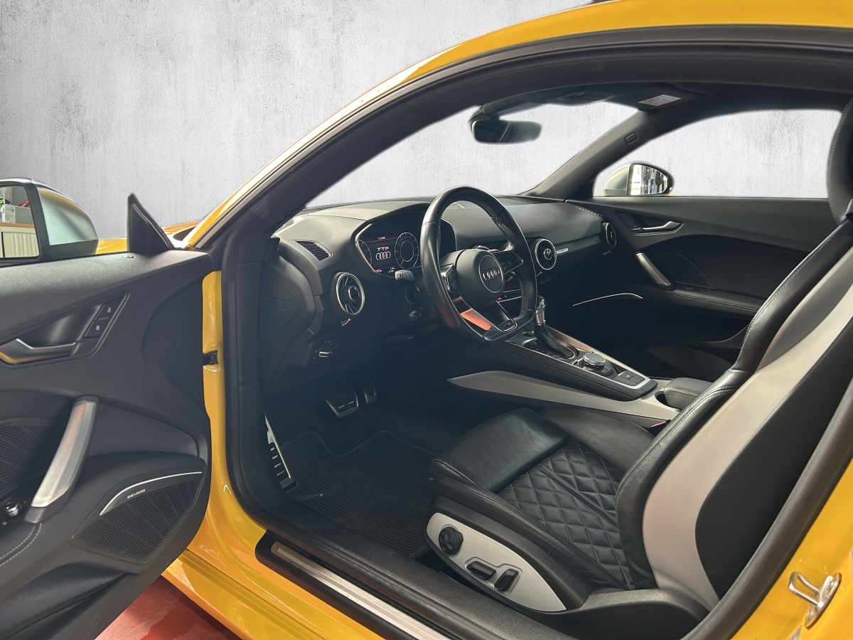 AUDI TTS Coupé 2.0 TFSI quattro S-tronic-image-8