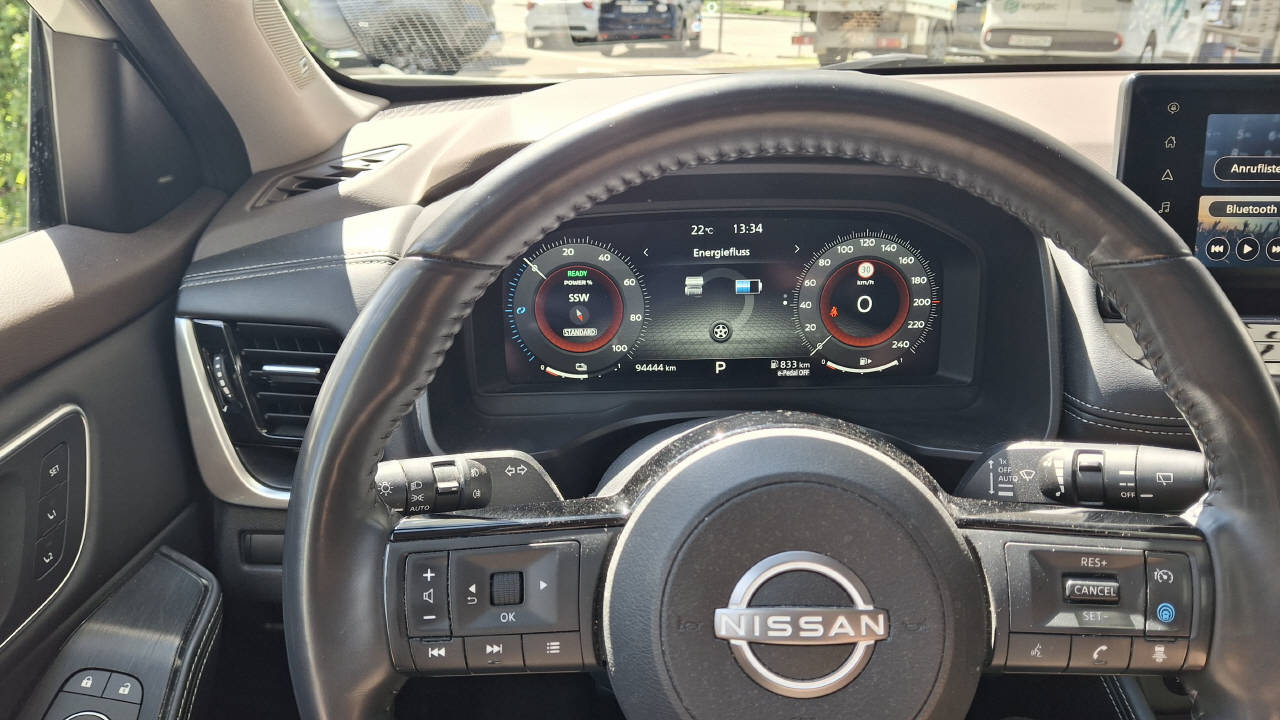NISSAN X-Trail 1.5 VC-T Tekna+ e-4orce 7P 20Zoll-image-11