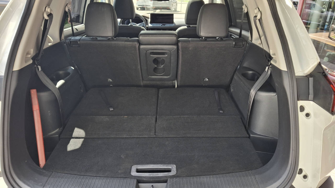 NISSAN X-Trail 1.5 VC-T Tekna+ e-4orce 7P 20Zoll-image-8