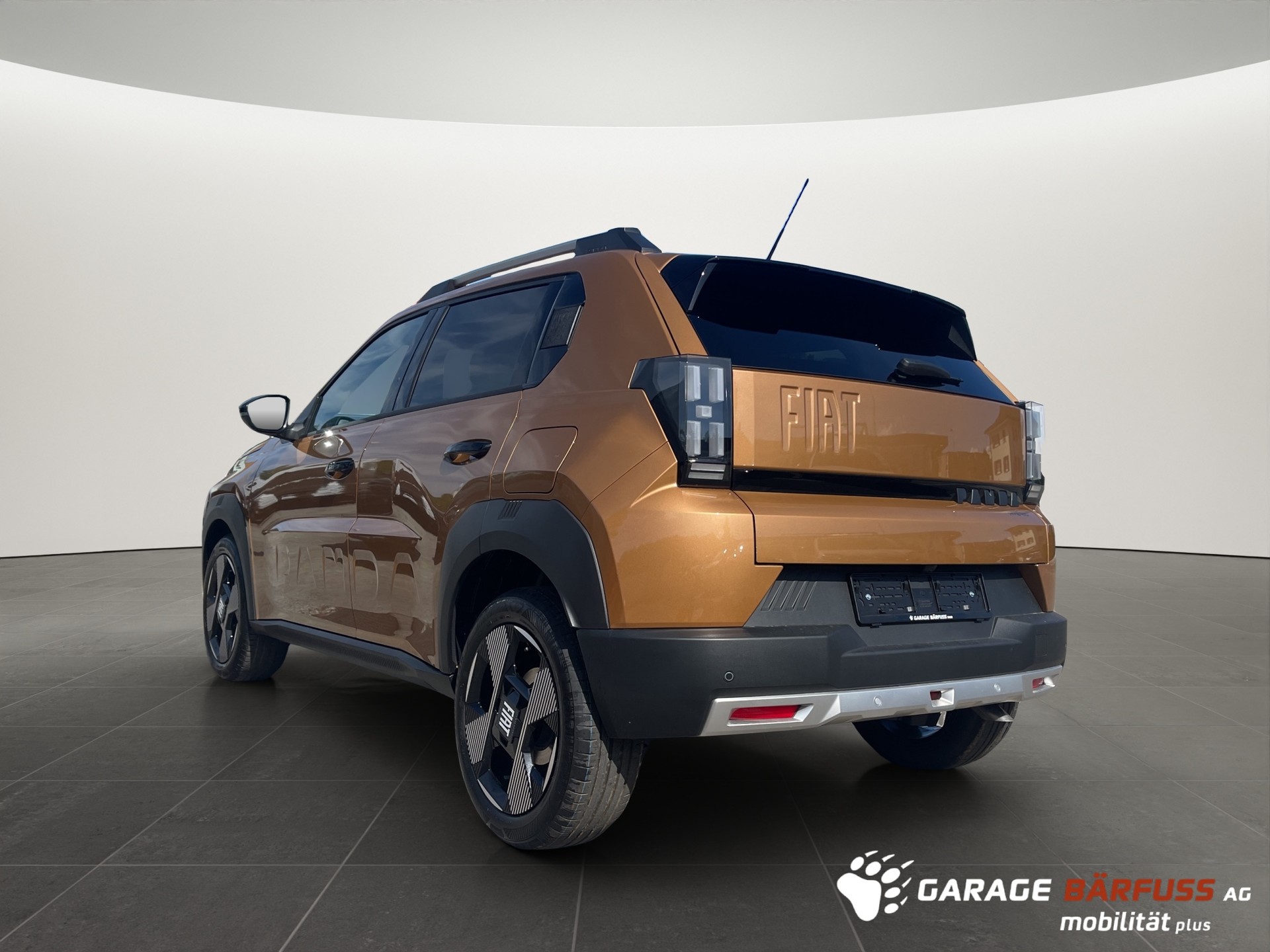 FIAT Grande Panda 1.2 Hybrid La Prima-image-2