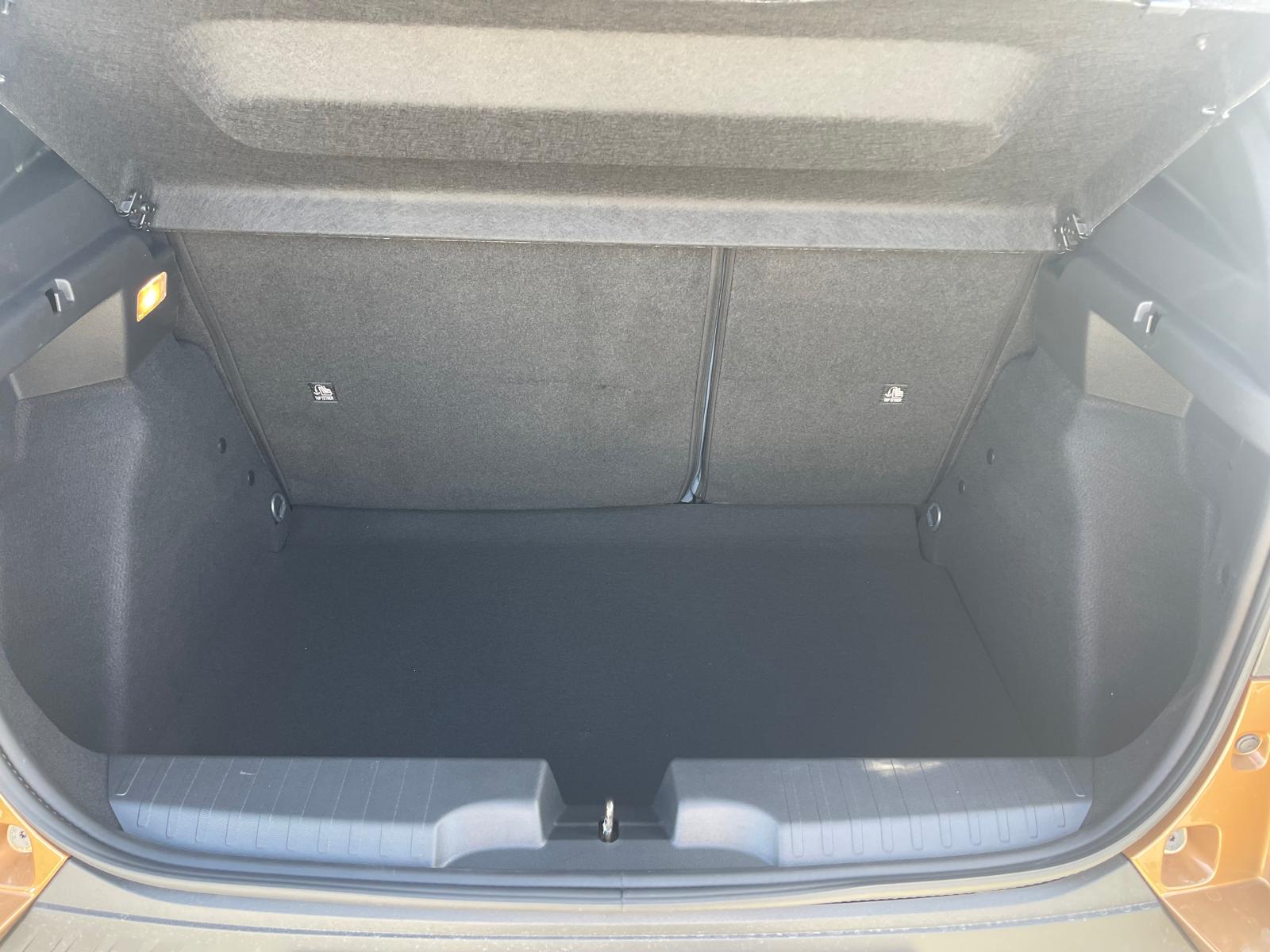 FIAT Grande Panda 1.2 Hybrid La Prima-image-23