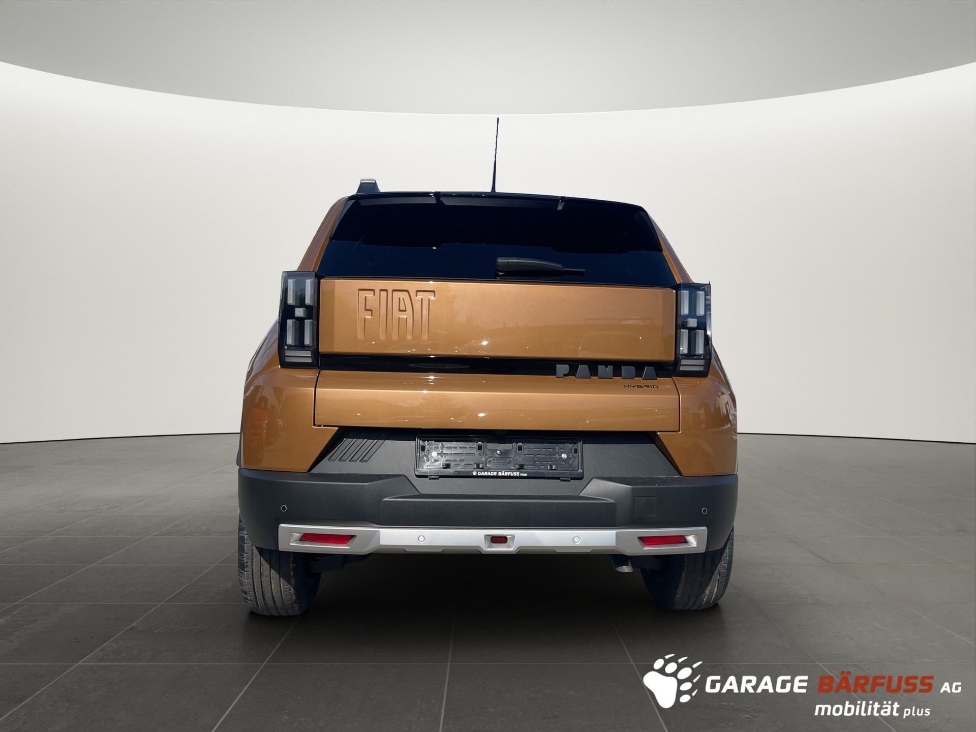 FIAT Grande Panda 1.2 Hybrid La Prima-image-3