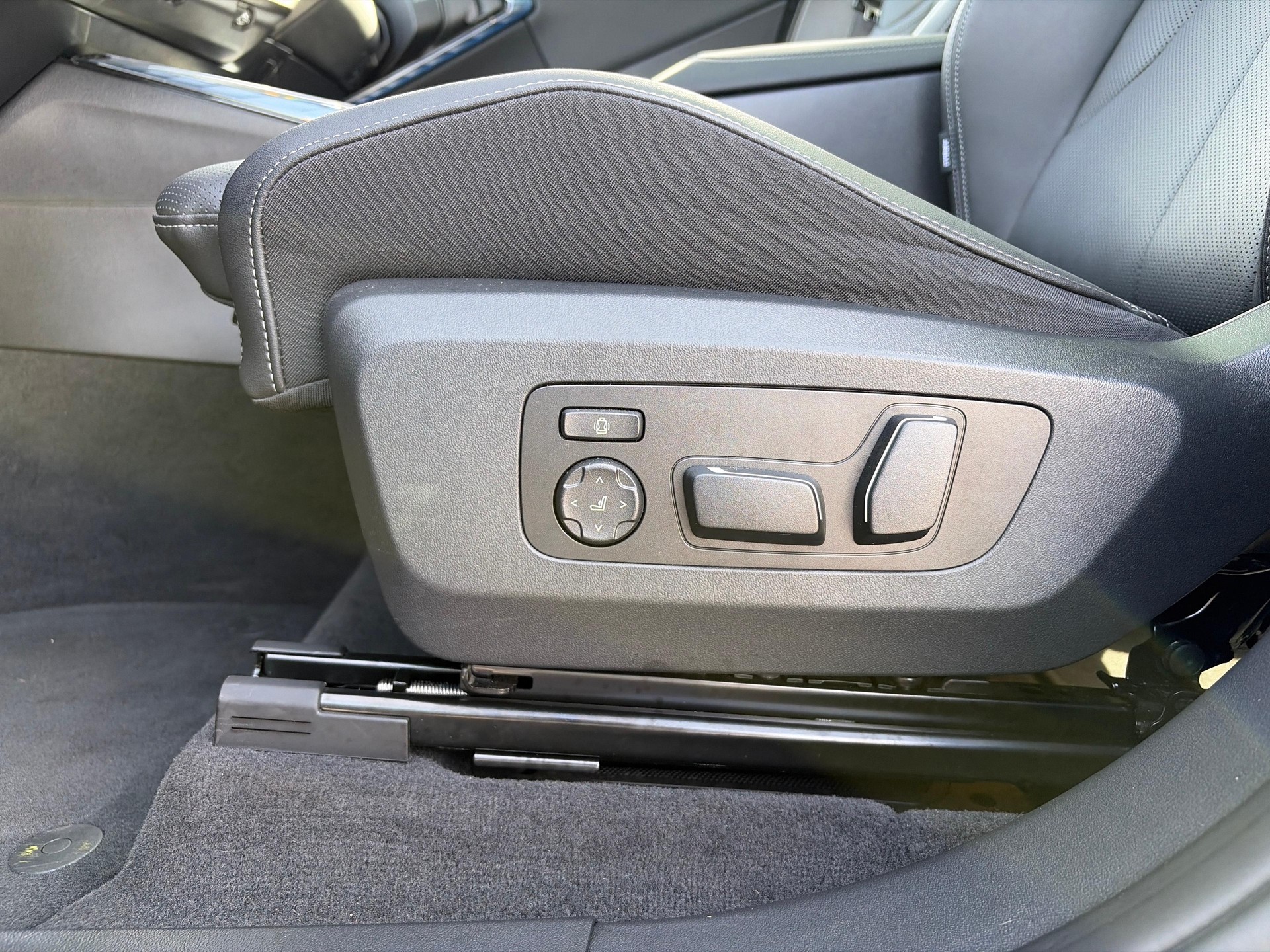 BMW X3 20d xDrive-image-11