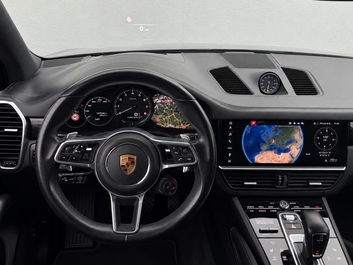 PORSCHE Cayenne E-Hybrid-image-9