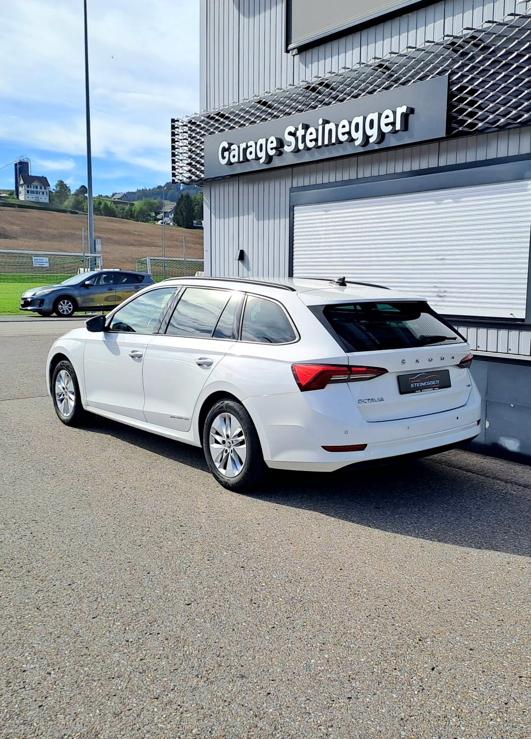 SKODA Octavia Combi 2.0 TDI DSG Ambition 4x4-image-7