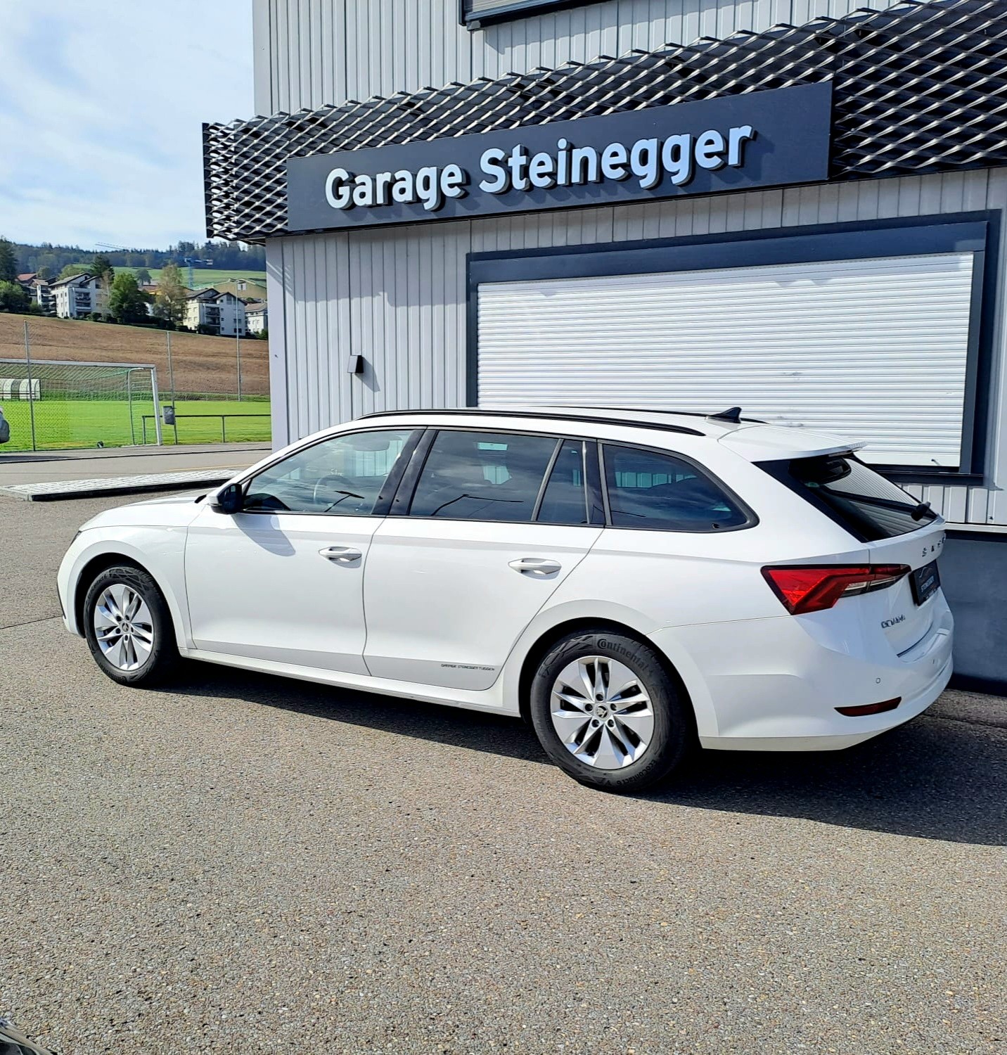 SKODA Octavia Combi 2.0 TDI DSG Ambition 4x4-image-6
