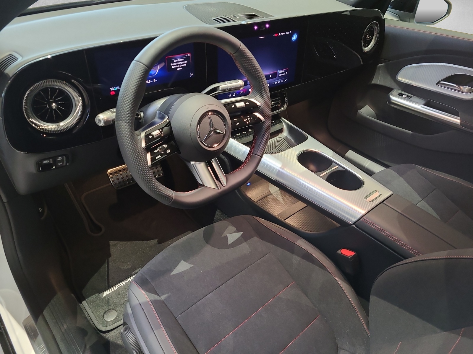 MERCEDES-BENZ CLA 220 AMG Line 4matic C178-image-12