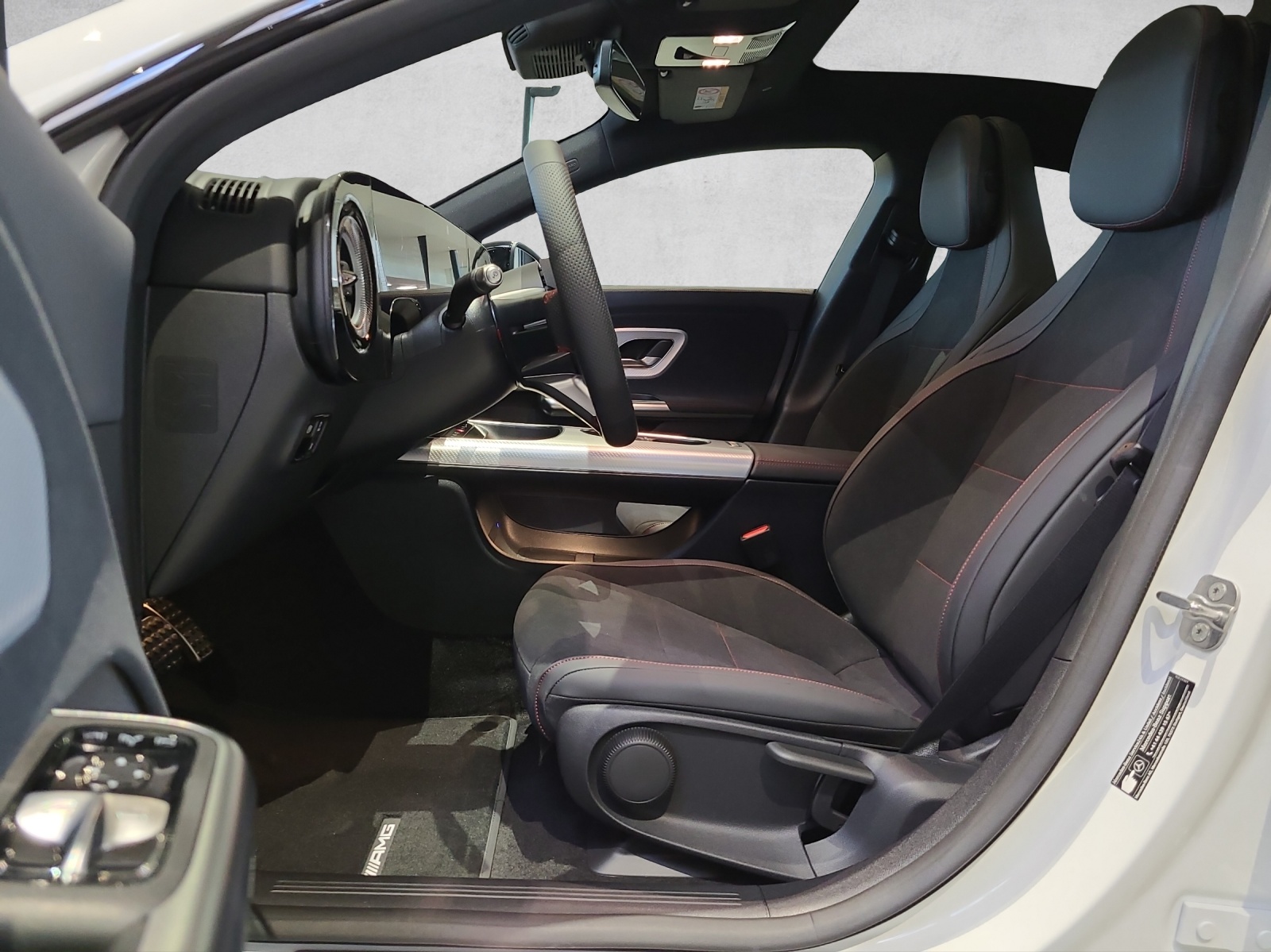 MERCEDES-BENZ CLA 220 AMG Line 4matic C178-image-13