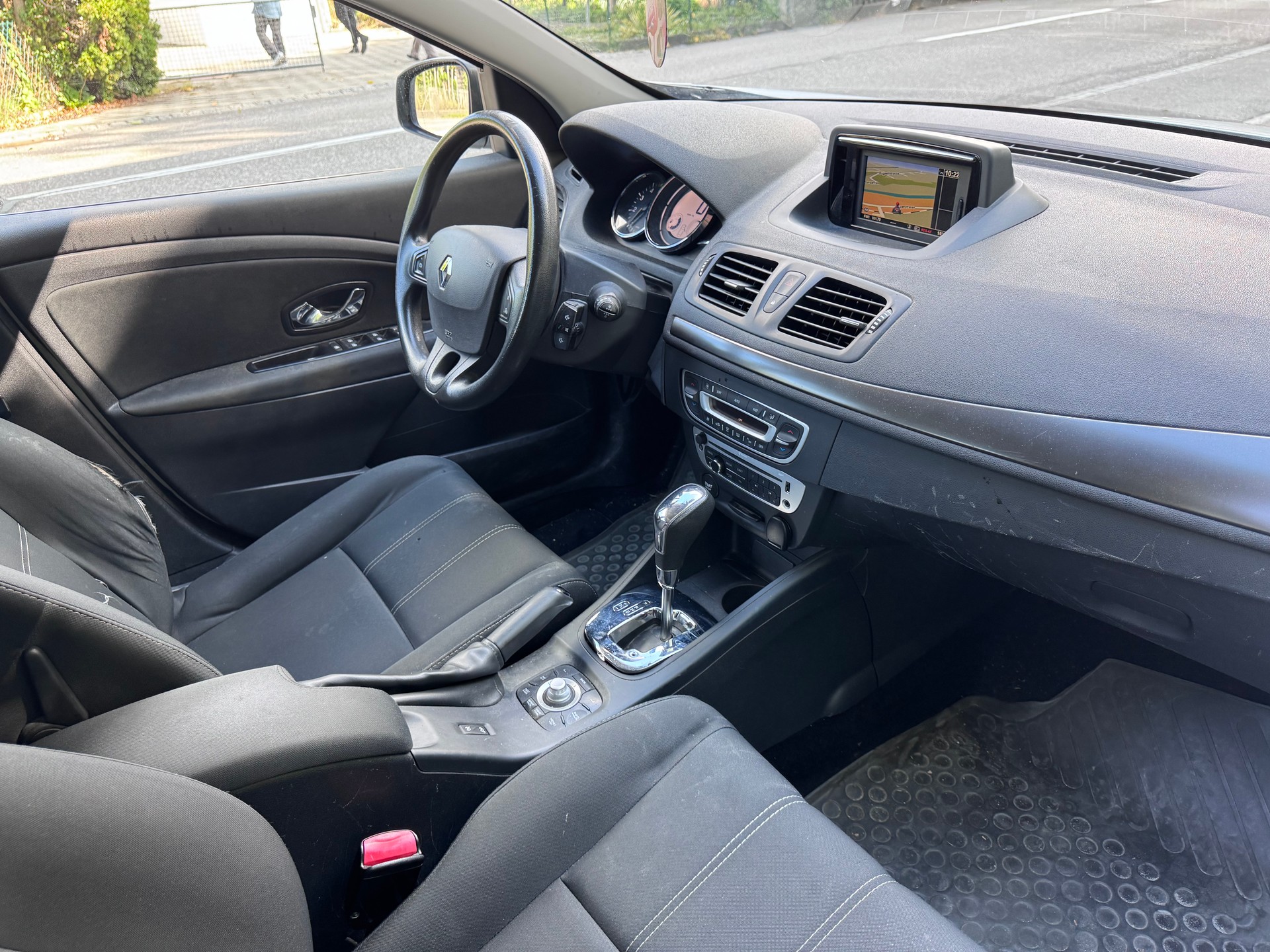RENAULT Mégane Grandtour 1.5 dCi Swiss Edition EDC-image-5