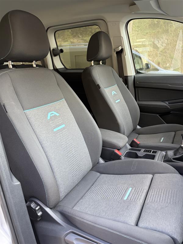FORD Tourneo Connect 2.0 EcoBlue AWD Active-image-10