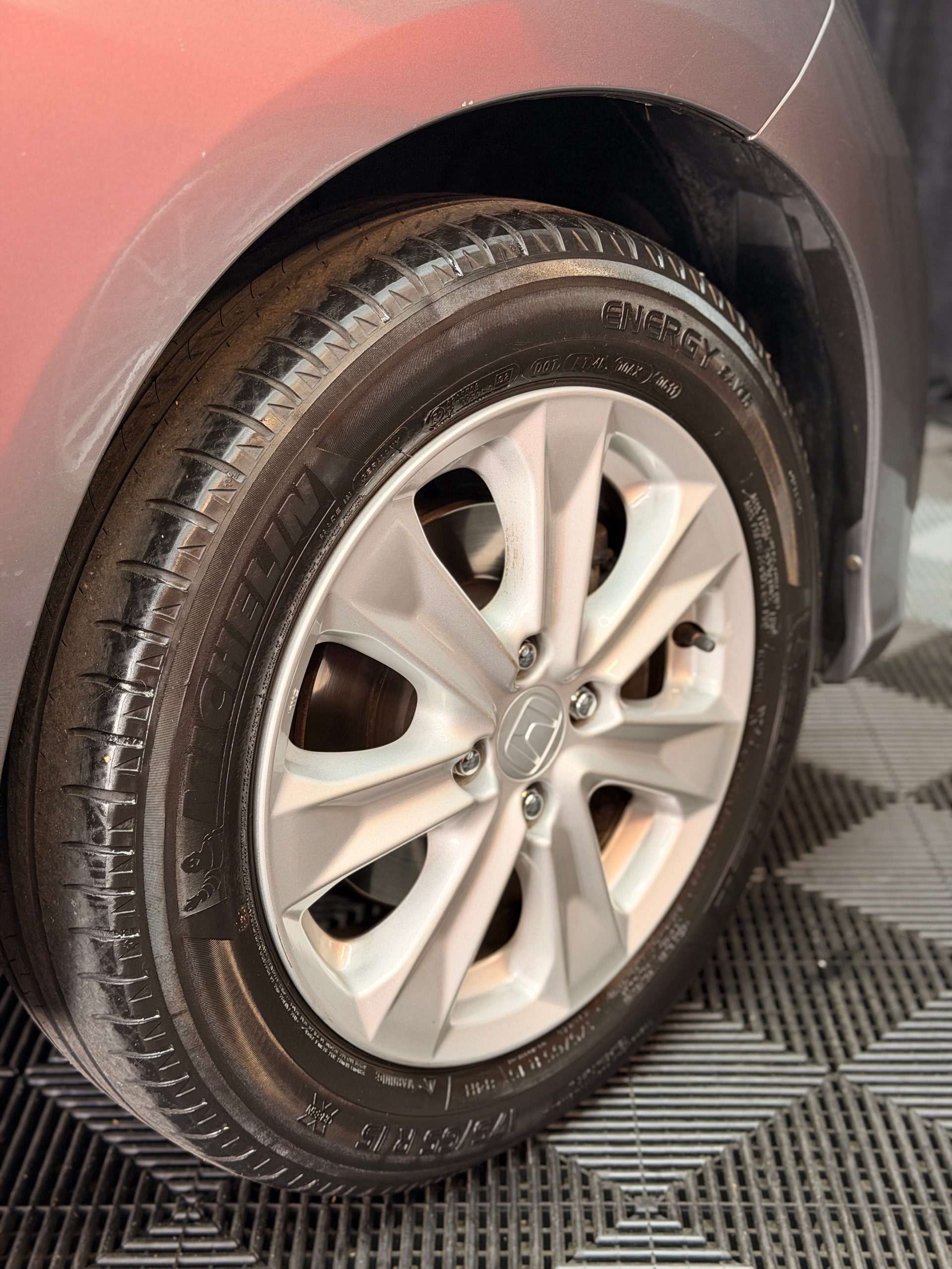 HONDA Jazz 1.3i Hybrid Elegance CVT-image-5