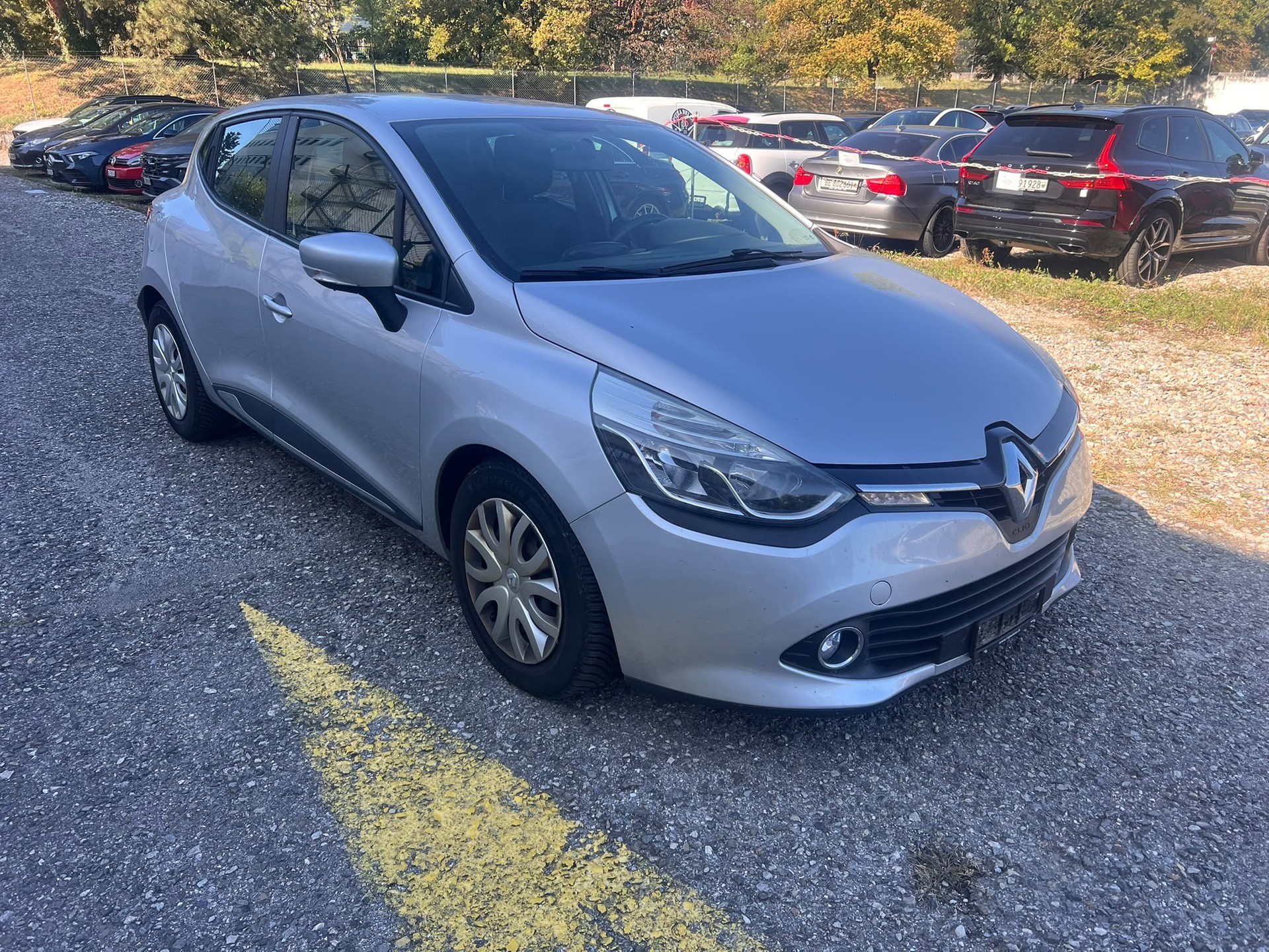 RENAULT Clio 0.9 12V Expression-image-1