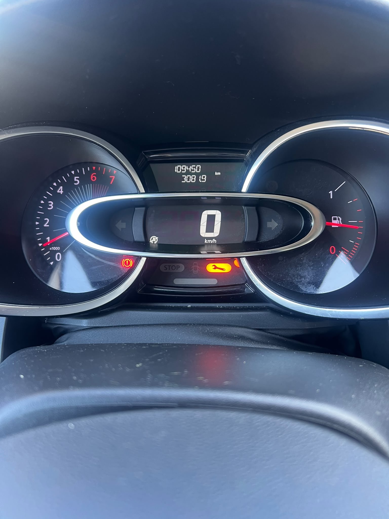 RENAULT Clio 0.9 12V Expression-image-10